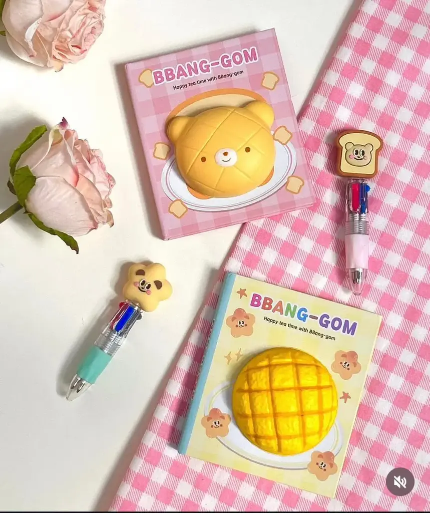 LIBRETA MINI CON LAPICERA BB-130996