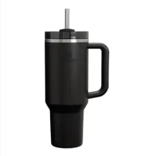 VASO STANLEY QUENCHER 2.0 887ML - CREAM 2.0